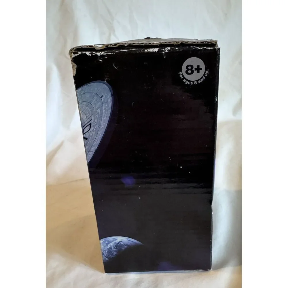 2008 Paramount Pictures, Star Trek Collectible Glasses Kirk New‎ In Box